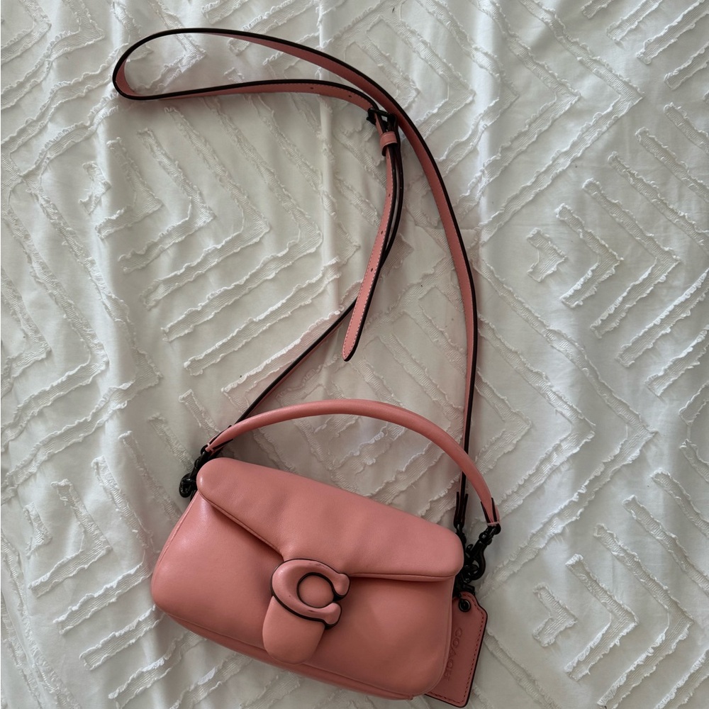 Coach tabby 18 purse